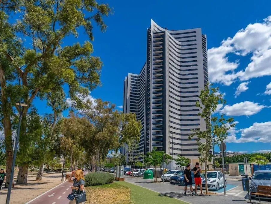 Malaga Skyline Suite With Pool - Floor 26 - Free Parking